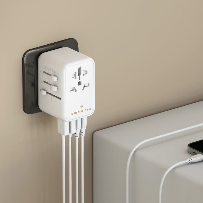 Smartix Premium International Travel Adapter - 100W / USB-A / USB-C / White