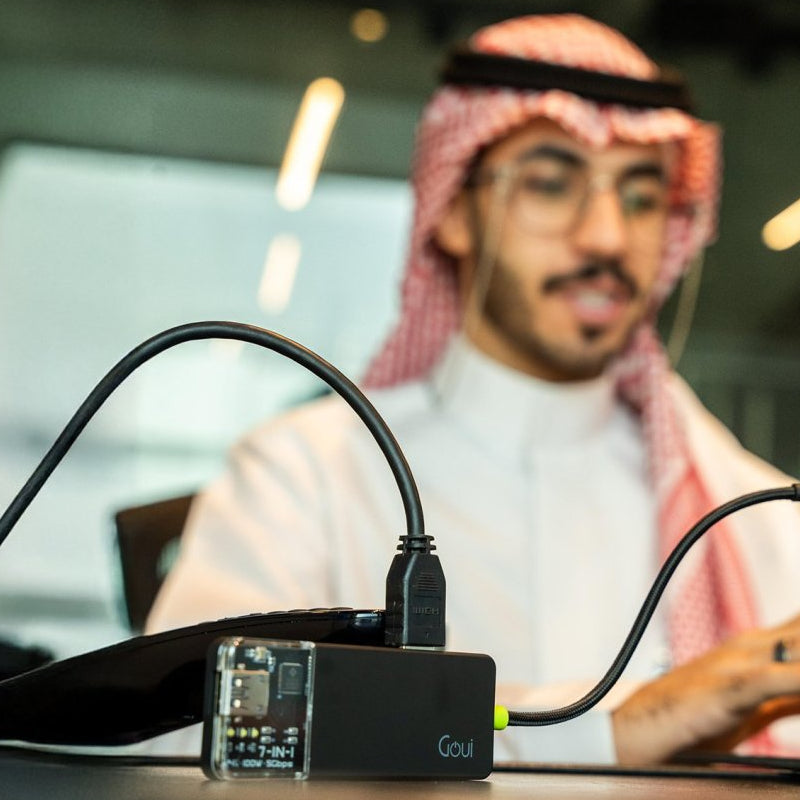GOUI G-HUB7PORT 7-in-1 multi-port USB-C hub - USB-A/USB-C/HDMI / Black