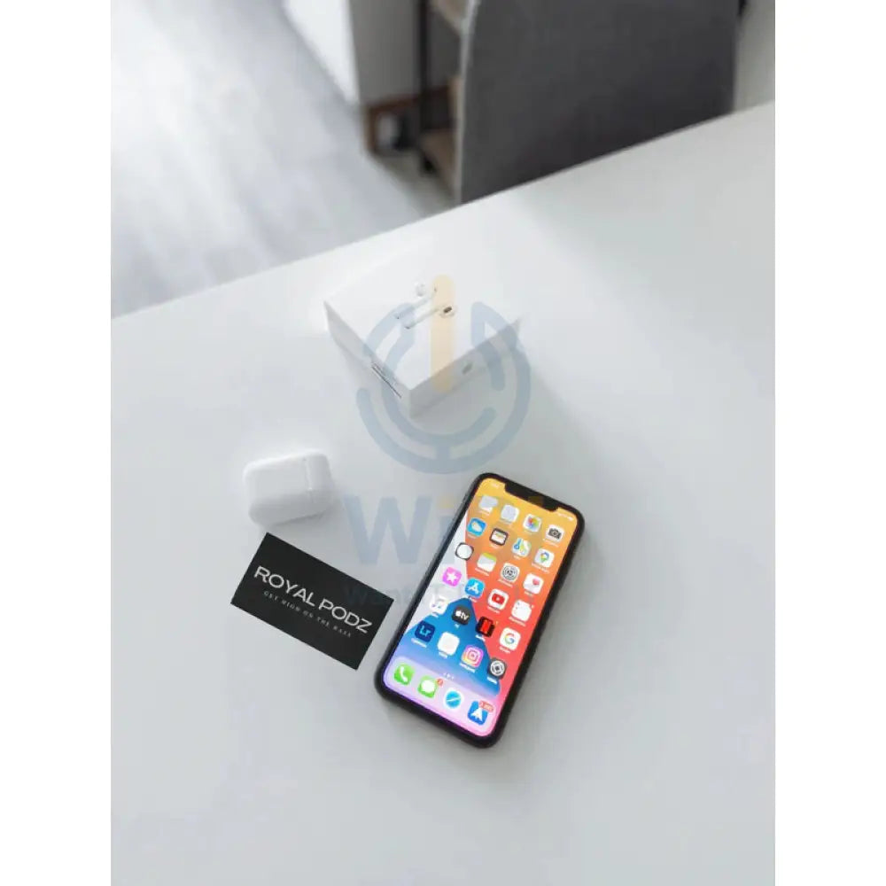 Royal AirPods / Bluetooth 5.3 / White Accessories > Audio > Headphones