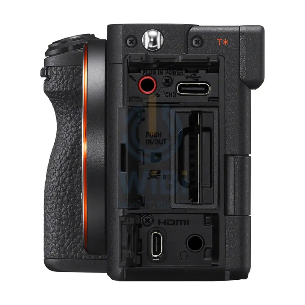 Sony A7C II Mirrorless Camera - 33 MP / 2.4 GHz / LCD / Bluetooth / HDMI / USB - Black Accessories > Camera