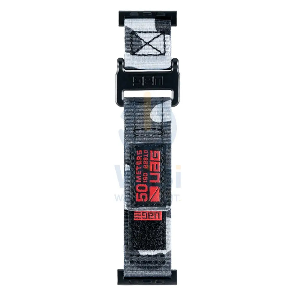 UAG Apple Watch Active Strap - 44mm/42mm / Midnight Camo Accessories > Smart Watches > Straps