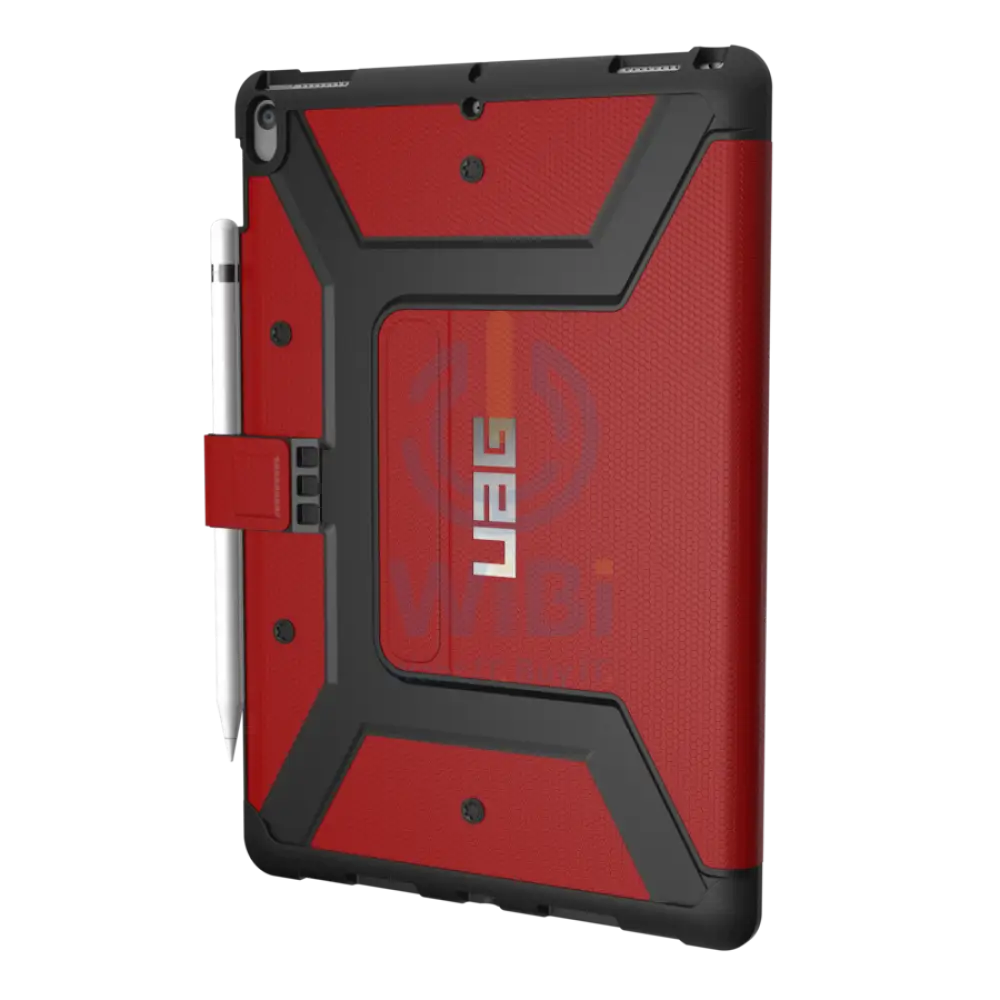 UAG Metropolis Case With Kick-Stand - iPad Air 2019 / iPad Pro 10.5 / Magma Accessories > Mobiles & Tablets