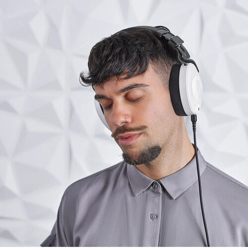 RODE NTH-100 Professional Closed-Back Over-Ear Headphones - White