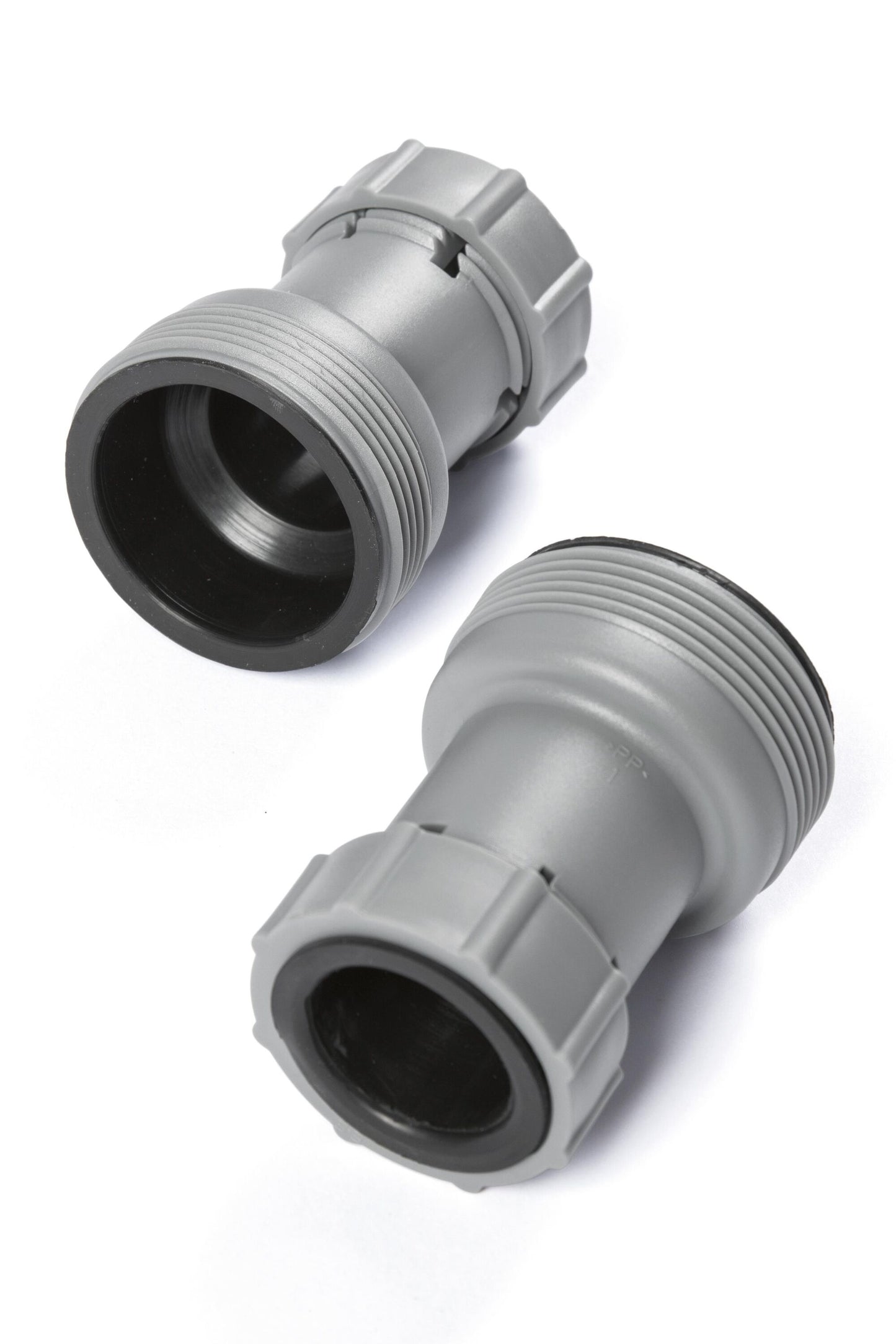 Bestway hose adaptor (contents:2 adaptors, small pool equipped with large pump, transfer 38mm to 32mm diameter)