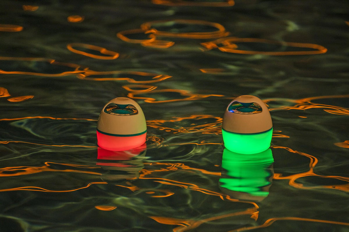 Bestway musicwave floating led bluetooth speaker (contents:1 musicwave floating led bluetooth speaker)