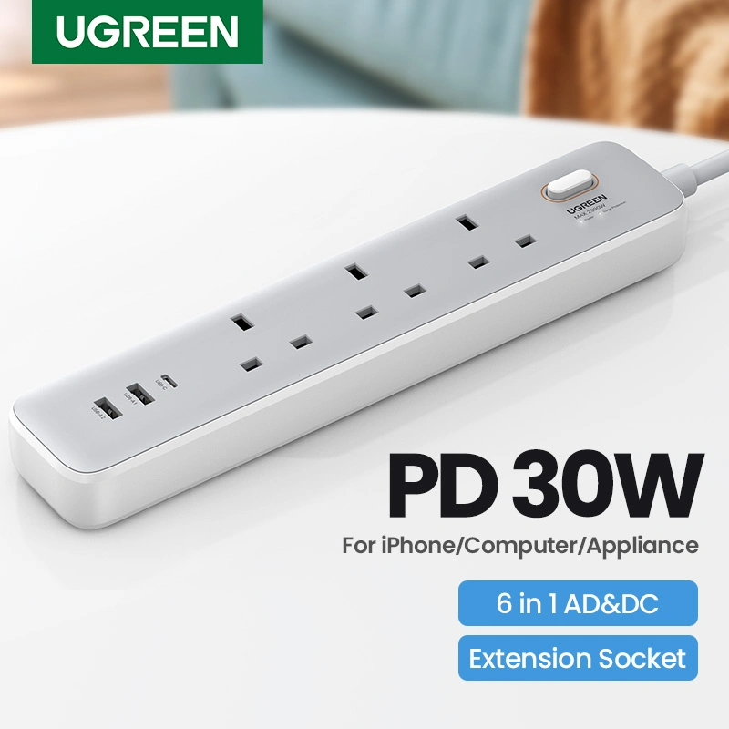 UGREEN 3-Outlet Surge Protector Master Switch Extension - 30W / USB-C / USB / White