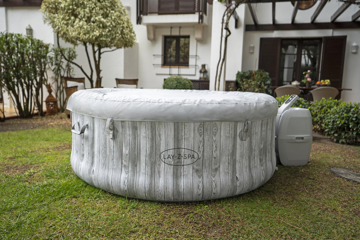 Bestway 1.80m x 66cm fiji airjet 4 white wood (one durable liner, one heater(220-240v), one filter, chemconnect, one inflatable cover, airjet system)