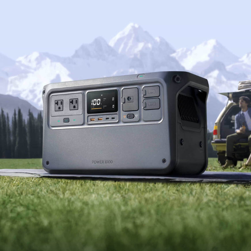 DJI Power 1000 Portable Power Station - 1024Wh / USB-A / USB-C / Black