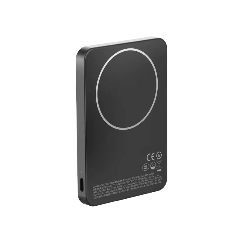 MOMAX 1-Power F.Pass Magnetic Power Bank with Built-in Cable - 5000mAh / USB-C / Black