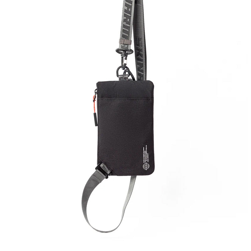SKINARMA Fardel Carrylogy Fabric - Black Accessories > Other Accessories
