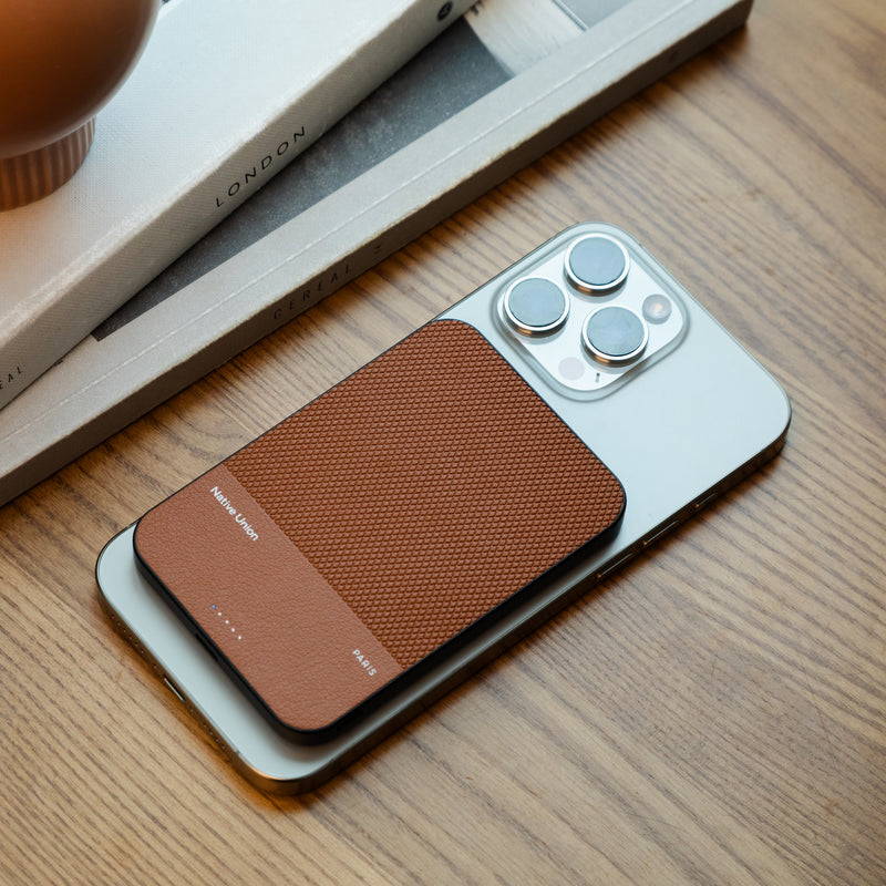 Native Union (Re)Classic Power Bank 5000mAh Qi2 - Tan