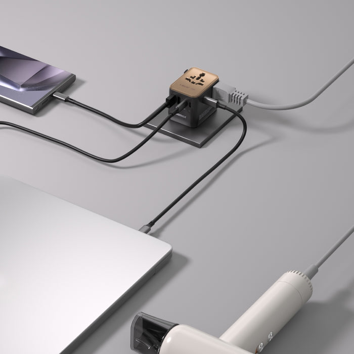 MOMAX 5-Port Mini Universal Travel GaN Charger with Dual AC - 70W / USB-A / USB-C / Sandstone