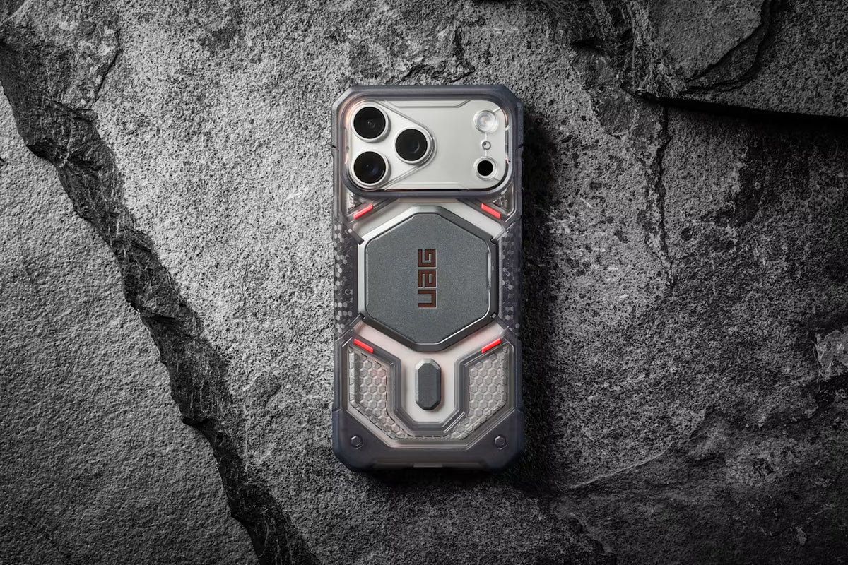 UAG Monarch Pro Magsafe Case for Apple  iPhone 18 Pro Max/Apple iPhone 17 Pro Max - Veil Ice