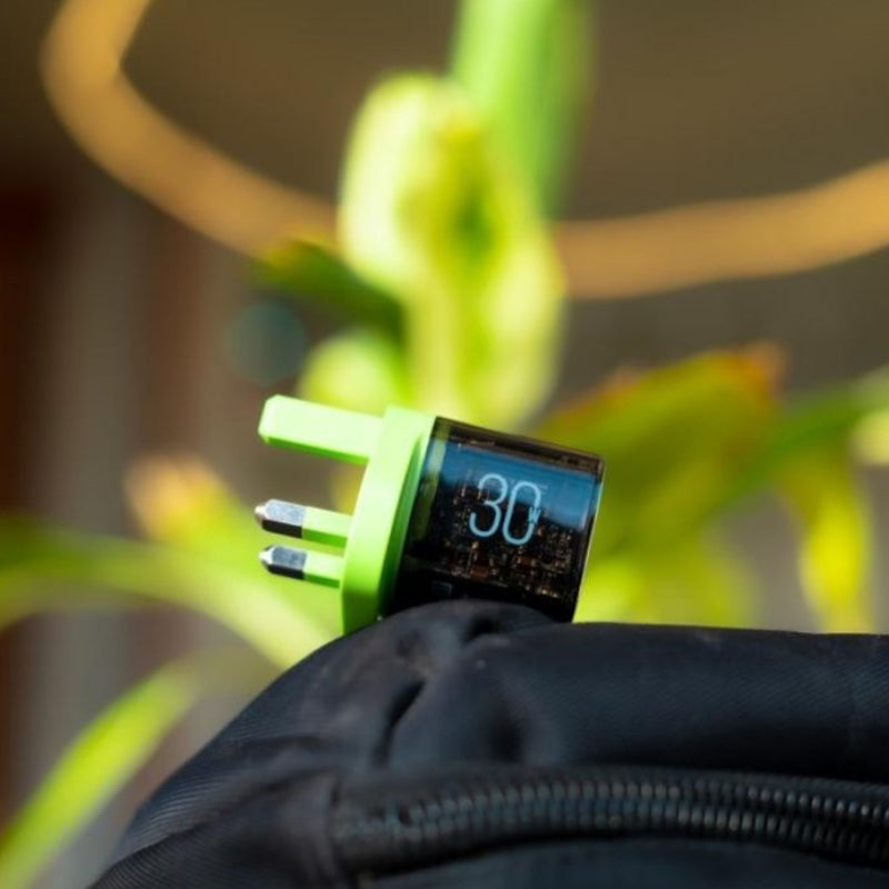 GOUI Mini30 PD Ultra Wall Charger - 30W / USB-A/USB-C / Transparent