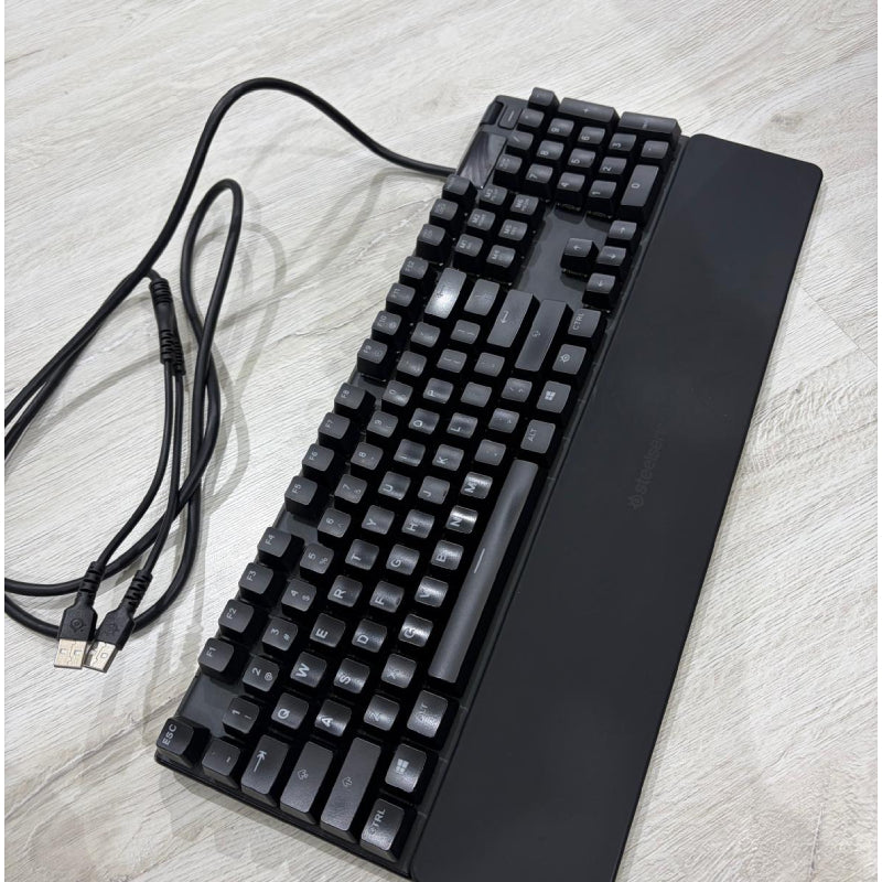 لوحة مفاتيح ألعاب ميكانيكية هجينة ستيل سيريز أبيكس 5، سلكية، RGB، باللون الأسود