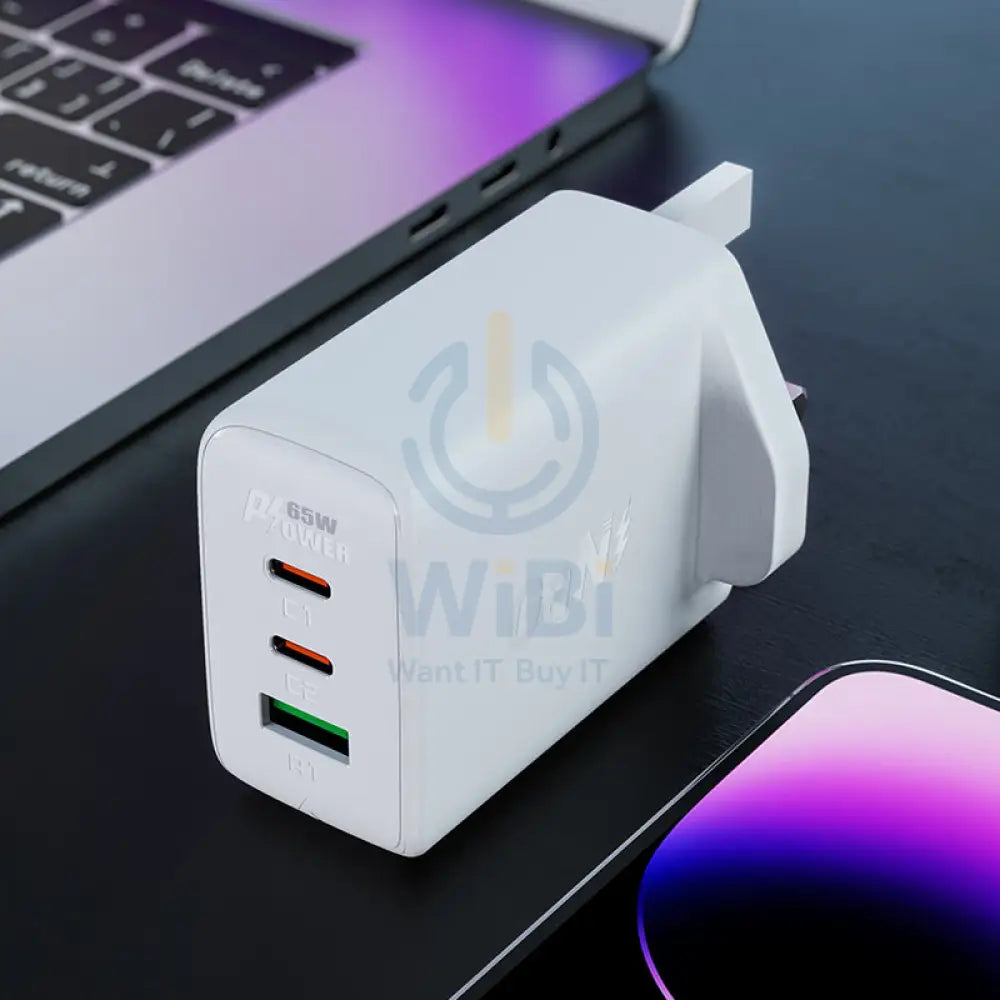 ACEFAST Fast Charge Wall Charger A44 PD65W GaN (2*USB-C + USB-A) charger (UK) - White Accessories > Power Adapters