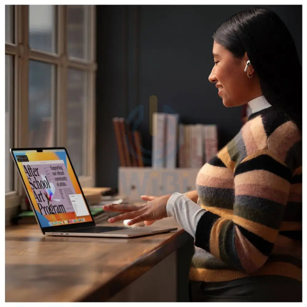 Apple MacBook Air - 15.3’’ / M2 / 8-Core CPU / 10-Core GPU / 8GB RAM / 512GB SSD / Arb/Eng / Space Grey / 1YW Laptops