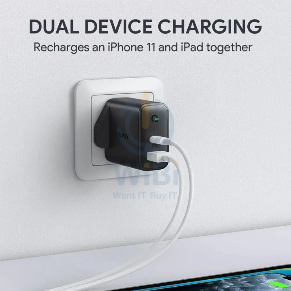 AUKEY Dual-Port Wall Charger with Dynamic Detect - 30W / Black Accessories > Power Adapters
