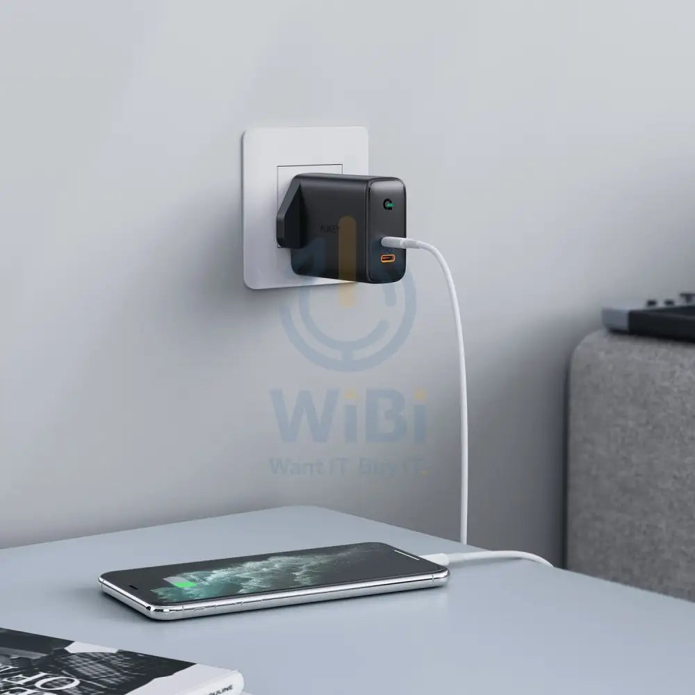 AUKEY Dual-Port Wall Charger with Dynamic Detect - 36W / USB-C / Black Accessories > Power Adapters