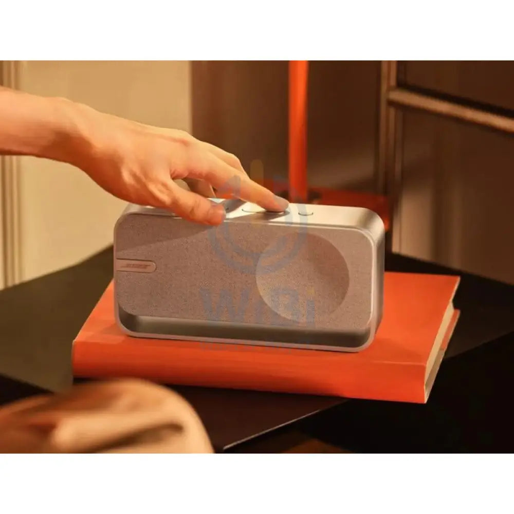 Bose SoundLink Home Portable Speaker - Bluetooth V5.4 / USB - Light Silver Accessories > Audio > Speakers