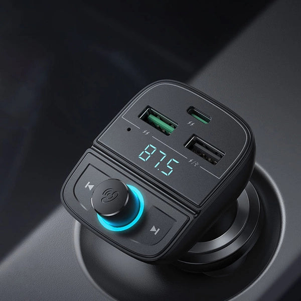 UGREEN 3-Port Bluetooth Car Charger - USB-C / USB-A / Black