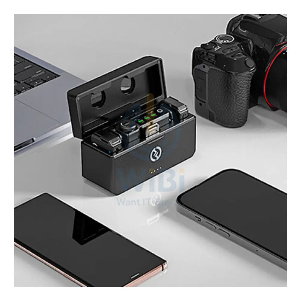 HOLLYLAND LARK MAX Duo with 2 Lavalier Wireless Microphone System - Black Accessories > Audio > Microphone