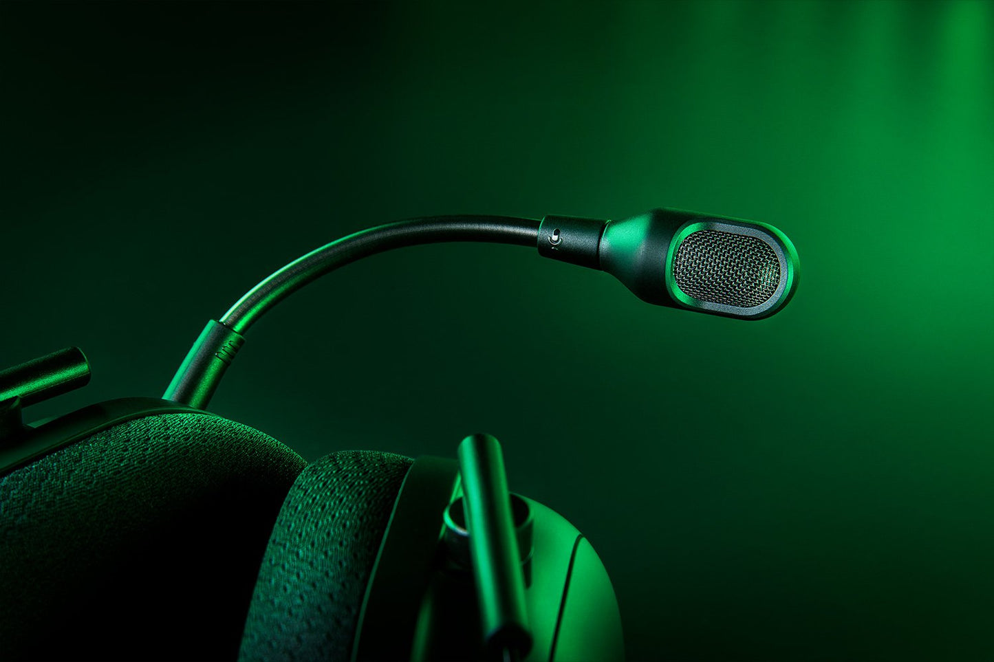 Razer BlackShark V2 Pro Wireless Gaming Headset - Wireless / Bluetooth / Black