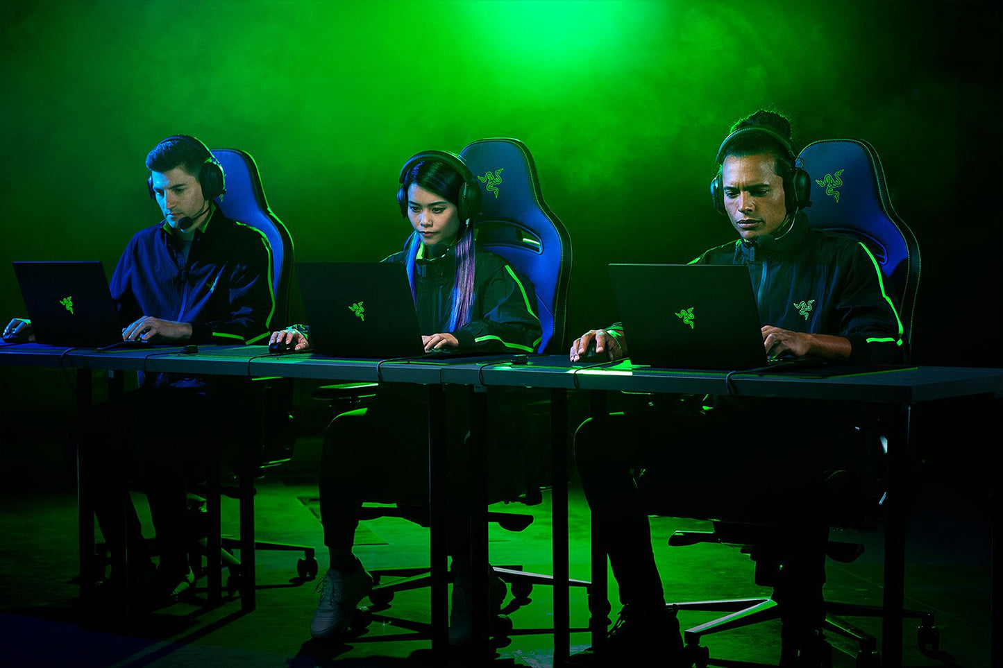 Razer BlackShark V2 Pro Wireless Gaming Headset - Wireless / Bluetooth / Black
