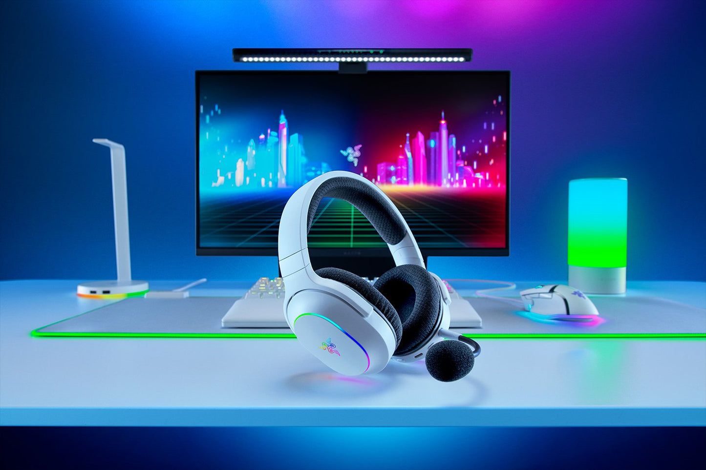 Razer Barracuda X Chroma Gaming Headset - Wireless / Bluetooth / White