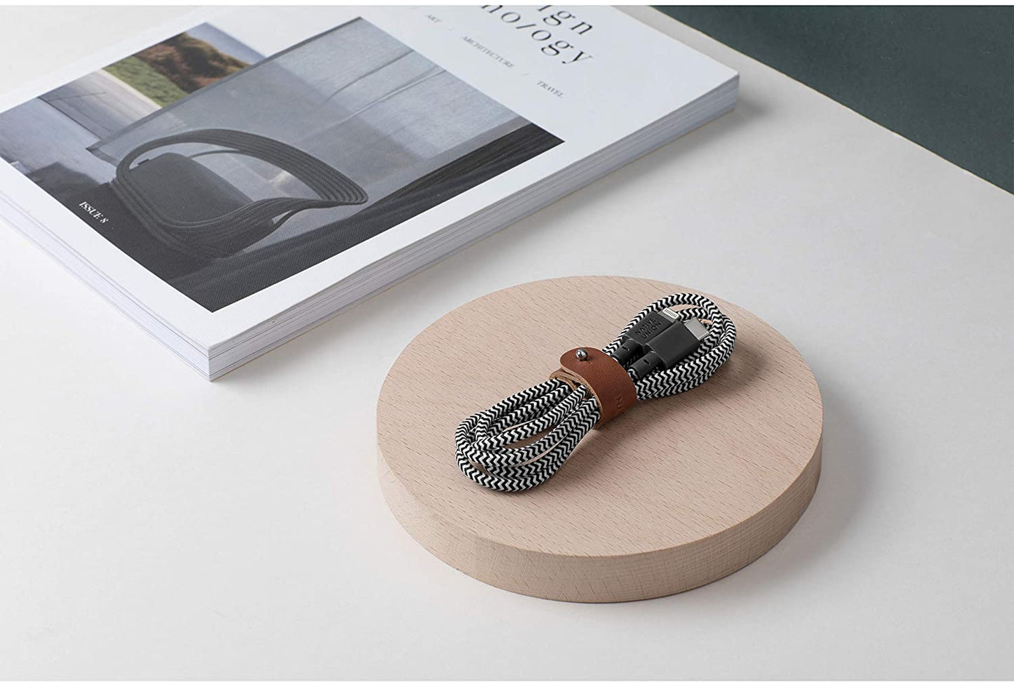 Native Union Belt Cable - USB A / Lightning / 1.2 Meter / Zebra