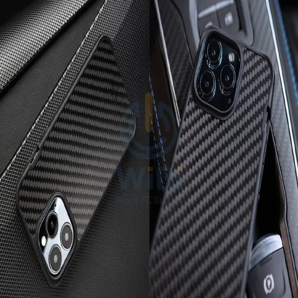 Itskins Ballistic Carbon Case Compatible With MagSafe - Apple iPhone 14 Pro / Black Accessories > Mobiles & Tablets