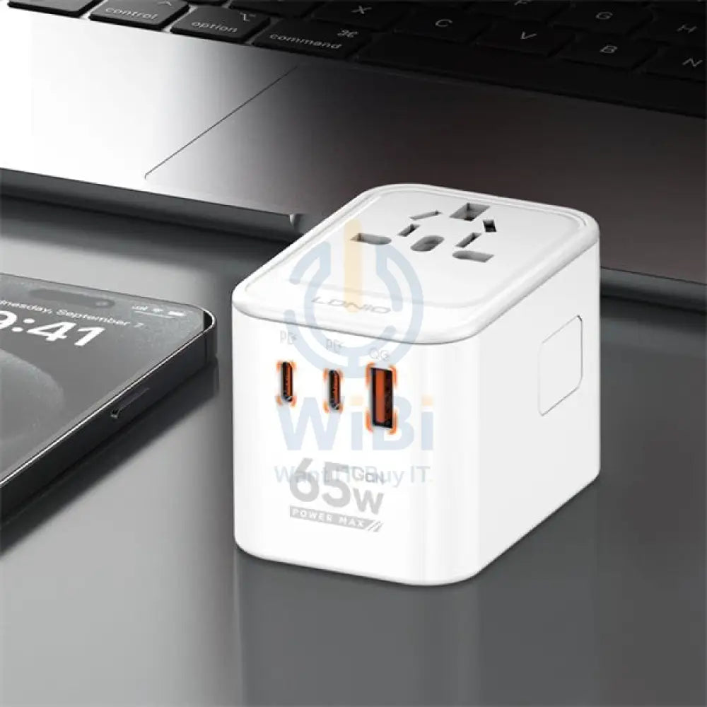 Ldnio 3 USB Ports 65W GaN Travel Converter Adapter Z6 Accessories > Power Adapters