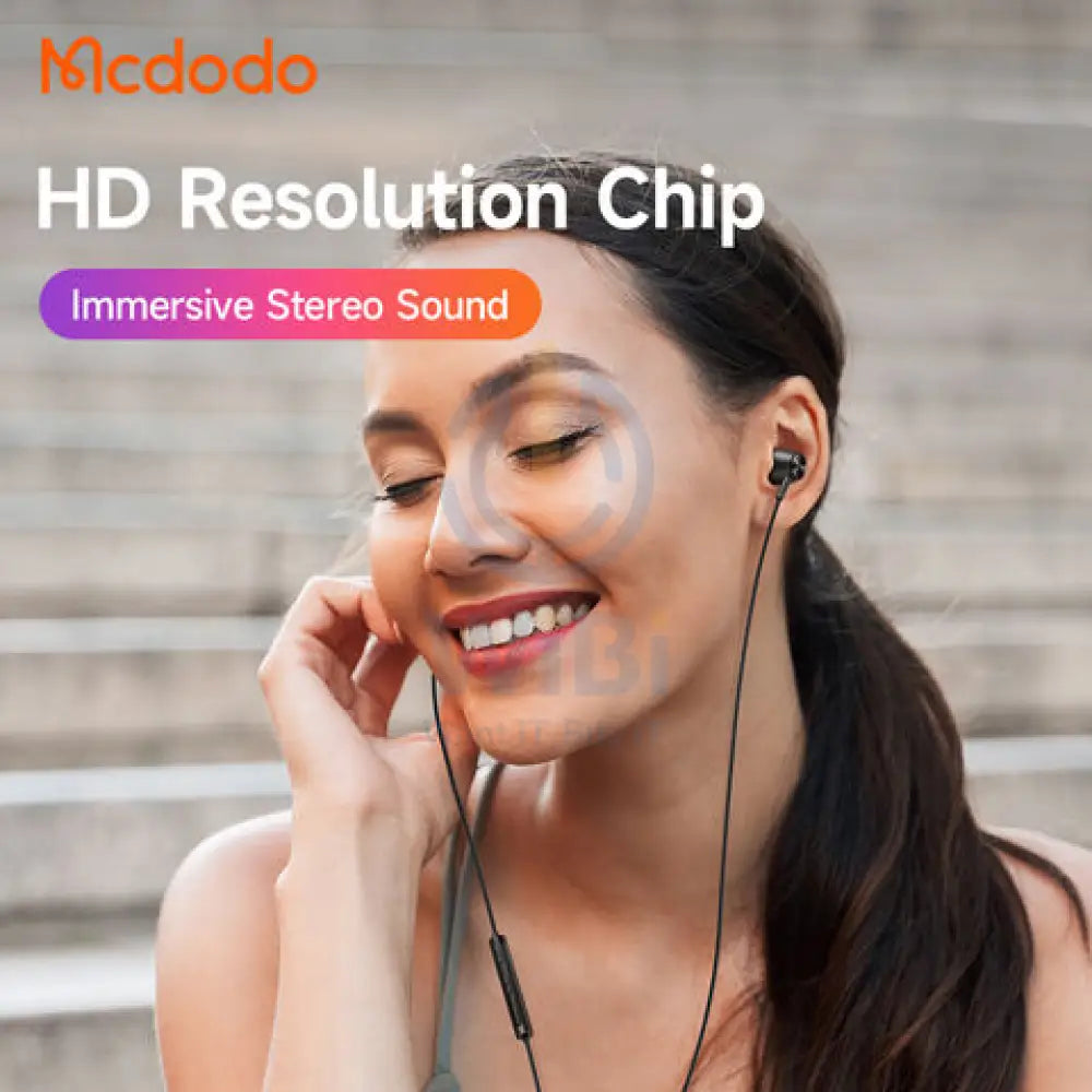 Mcdodo Wired Earphone Lightning for iPhone Mic Music Control 1.2m - Black Accessories > Audio > Headphones