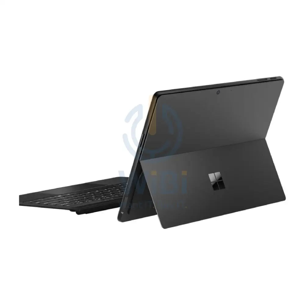 Microsoft Surface Pro 11 - 13.0’’ / X Plus / 16GB / 512GB SSD / Win 11 Pro / Black Laptops