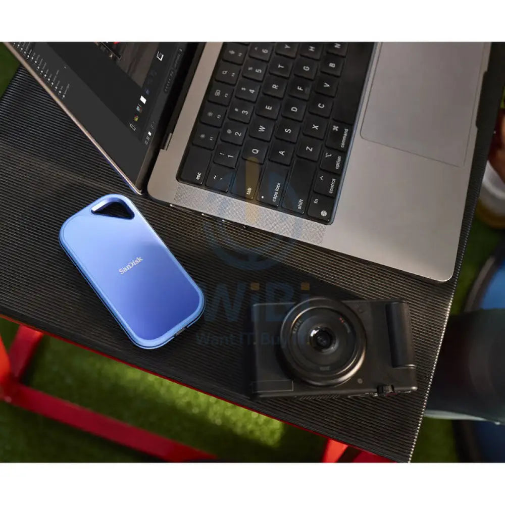 SanDisk Creator Pro Portable SSD - 2TB / USB-C 3.2 Gen 2 x2 / Up to 2000MB/s / External SSD (Solid State Drive) Storage