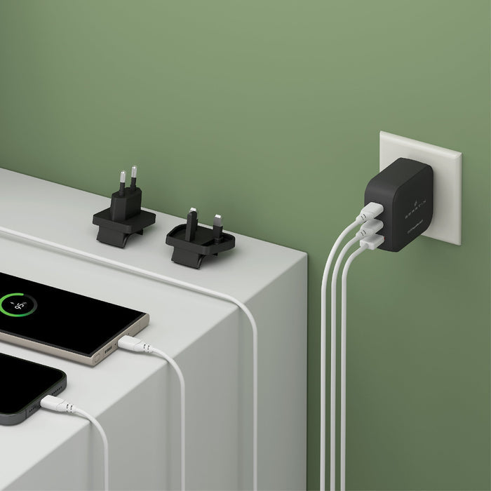 Smartix Premium GaN Wall Adaptor - 100W / USB-A / USB-C / Black