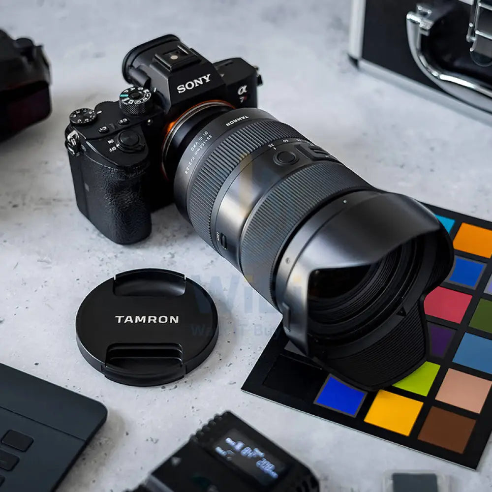 Tamron A058S Di Iii Vxd Lens For Sony E With Hood - 35-150Mm F/2-2.8 / Autofocus - Black Cameras > DSLR Camera Lens