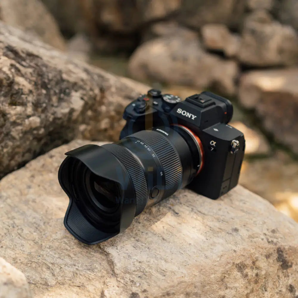 Tamron A068S Di Iii Vxd Lens For Sony With Hood - 17-50Mm F/4 / Autofocus / Full-Frame - Black Cameras > DSLR Camera