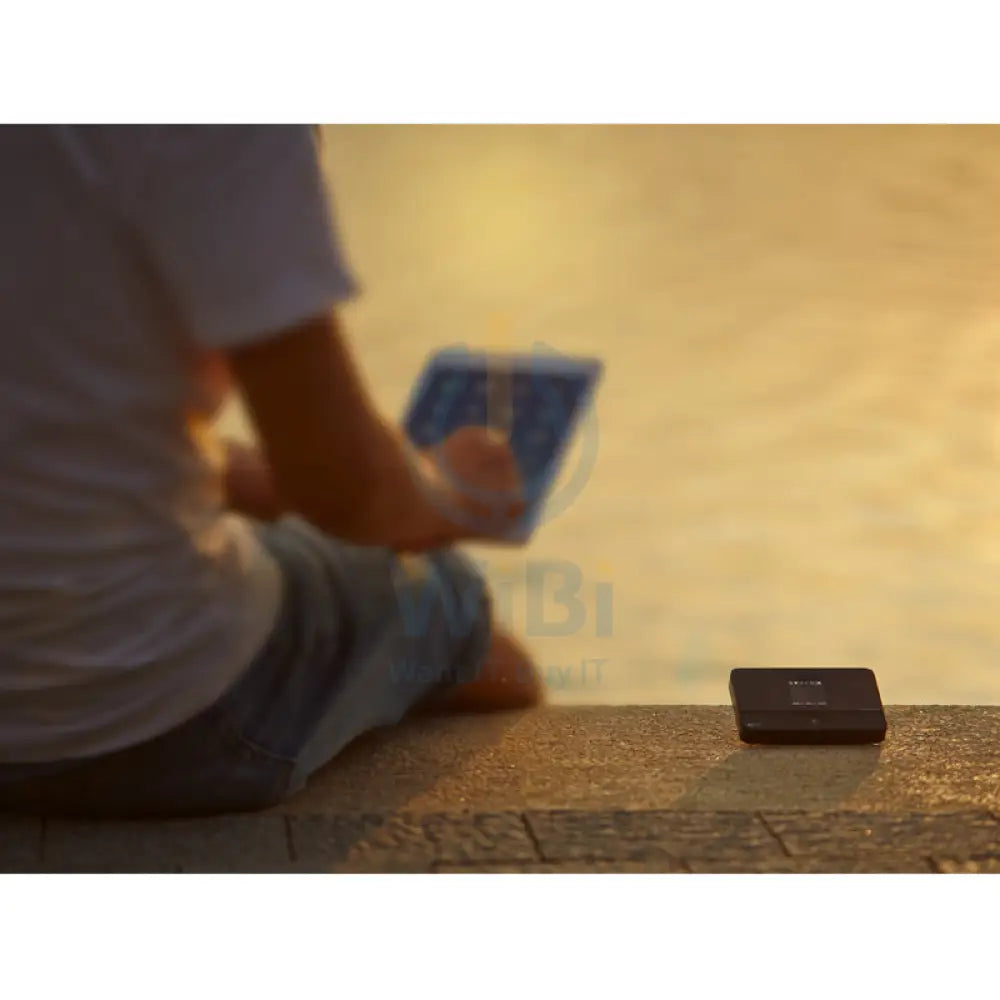 TP-Link (M7350) LTE-Advanced Mobile Wi-Fi - 2550mAh / micro USB / Micro SD Mobiles & Tablets > Mobiles