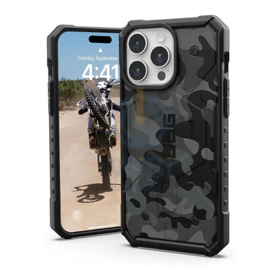 UAG Pathfinder SE Magsafe Case - iPhone 15 Pro Max / Midnight Camo Accessories > Mobiles & Tablets > Mobiles > Covers &