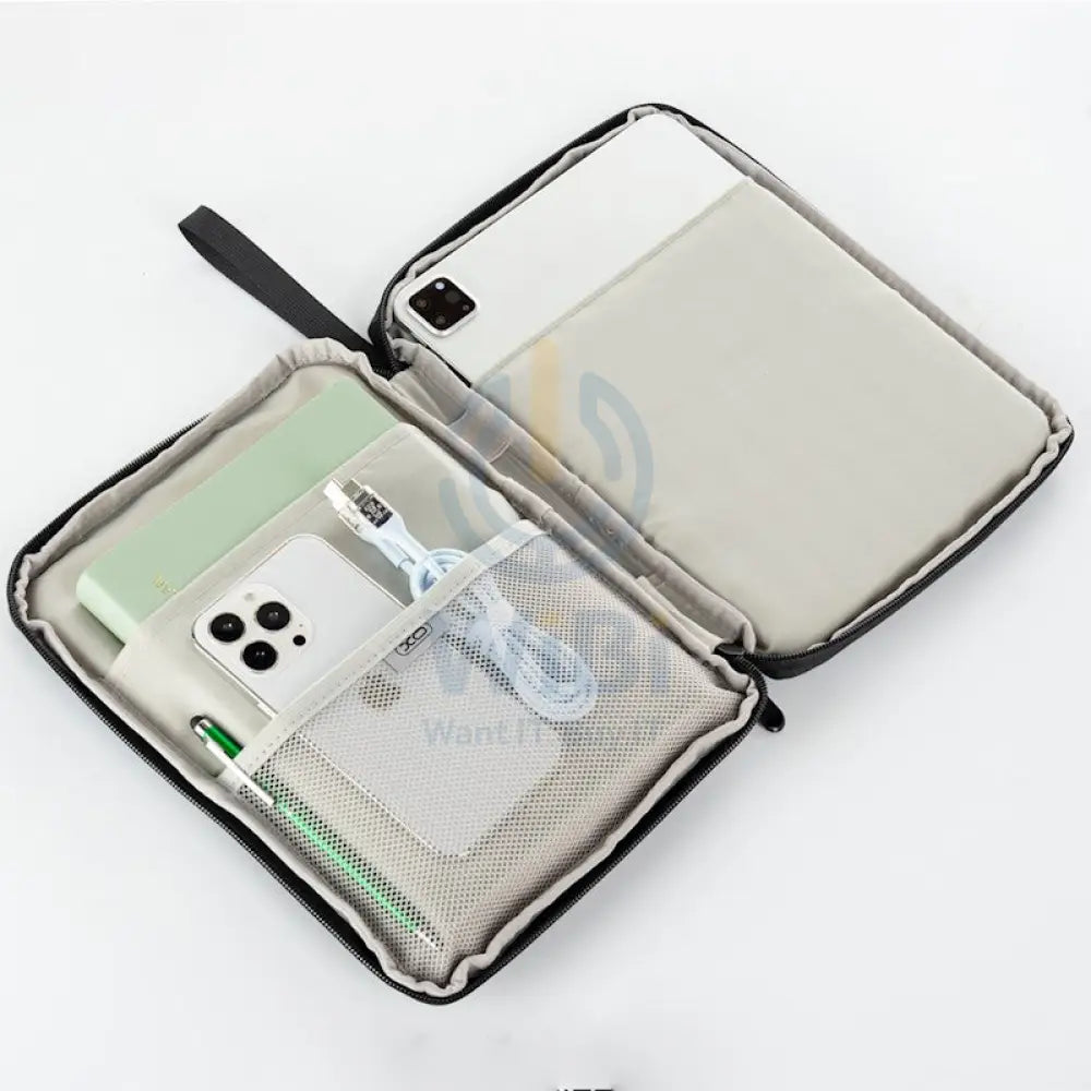 XO CB03 Tablet bag - 10.9-inch / Black Accessories > Mobiles & Tablets > Tablets > Covers & Cases > Offer Zone