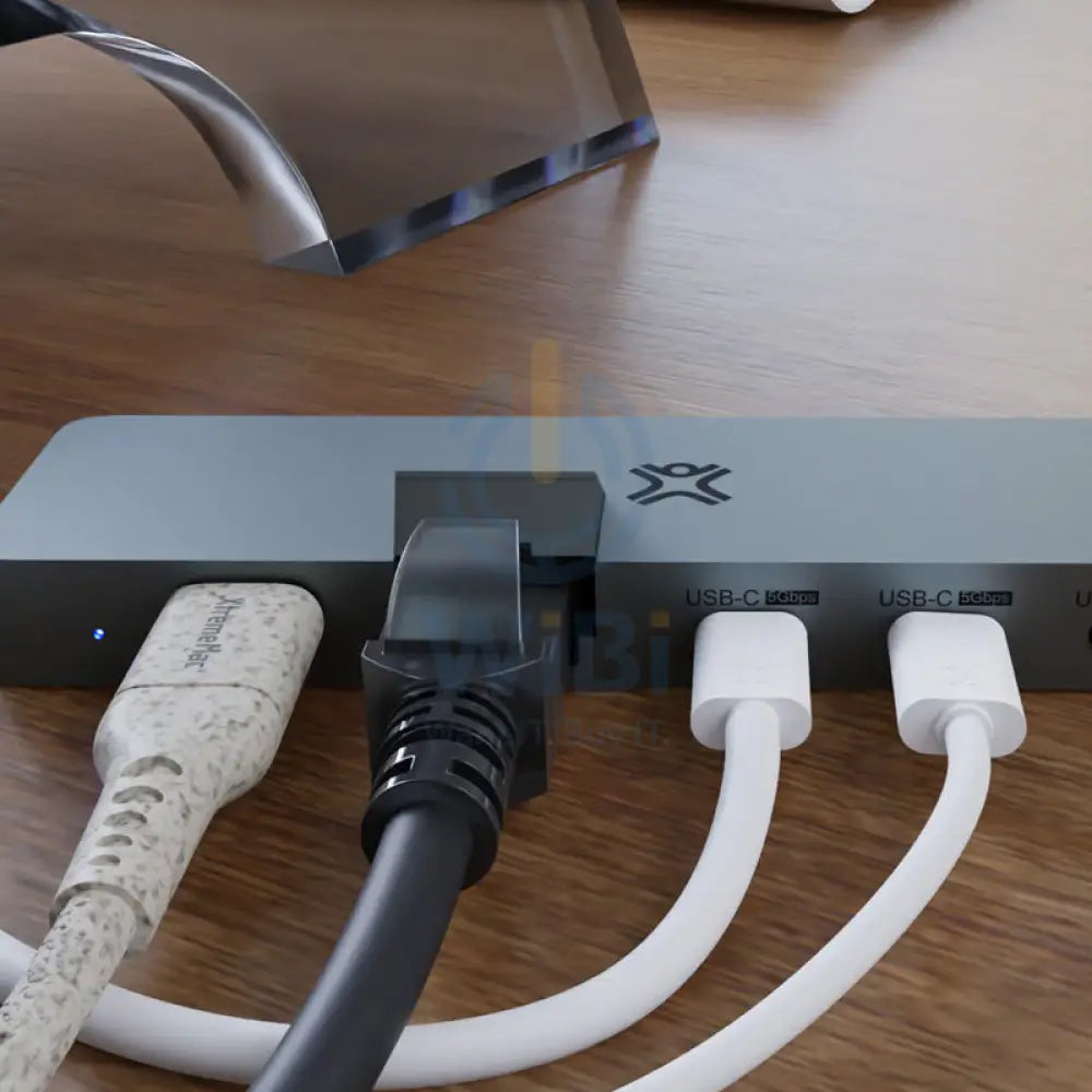 Xtrememac Docking Hub Station - 5-in-1 / USB-C / Space Grey Accessories > Cables & Converters > Cables > Offer Zone